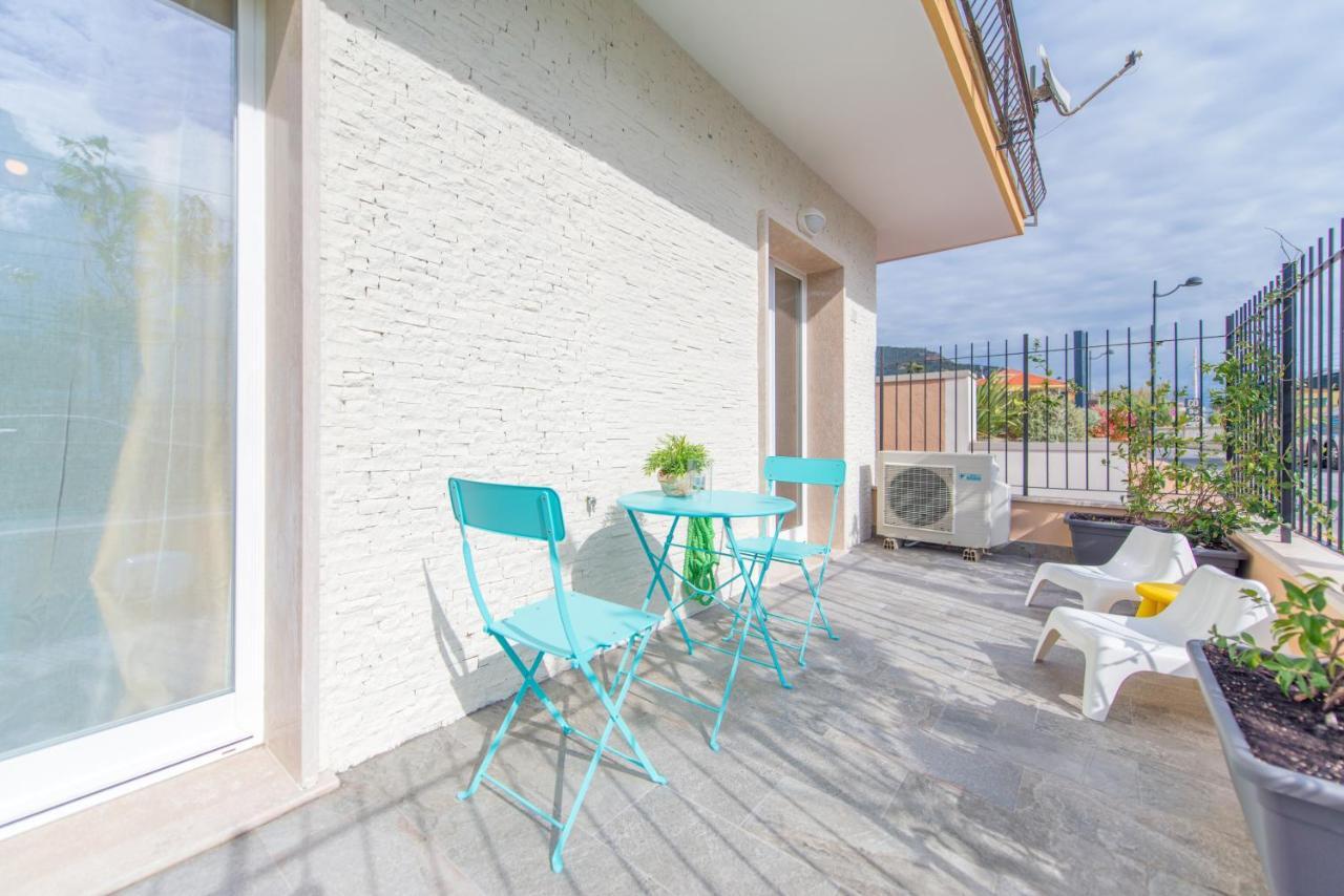 Babyaccommodation Family Comfort Ll Pietra Ligure Exteriér fotografie