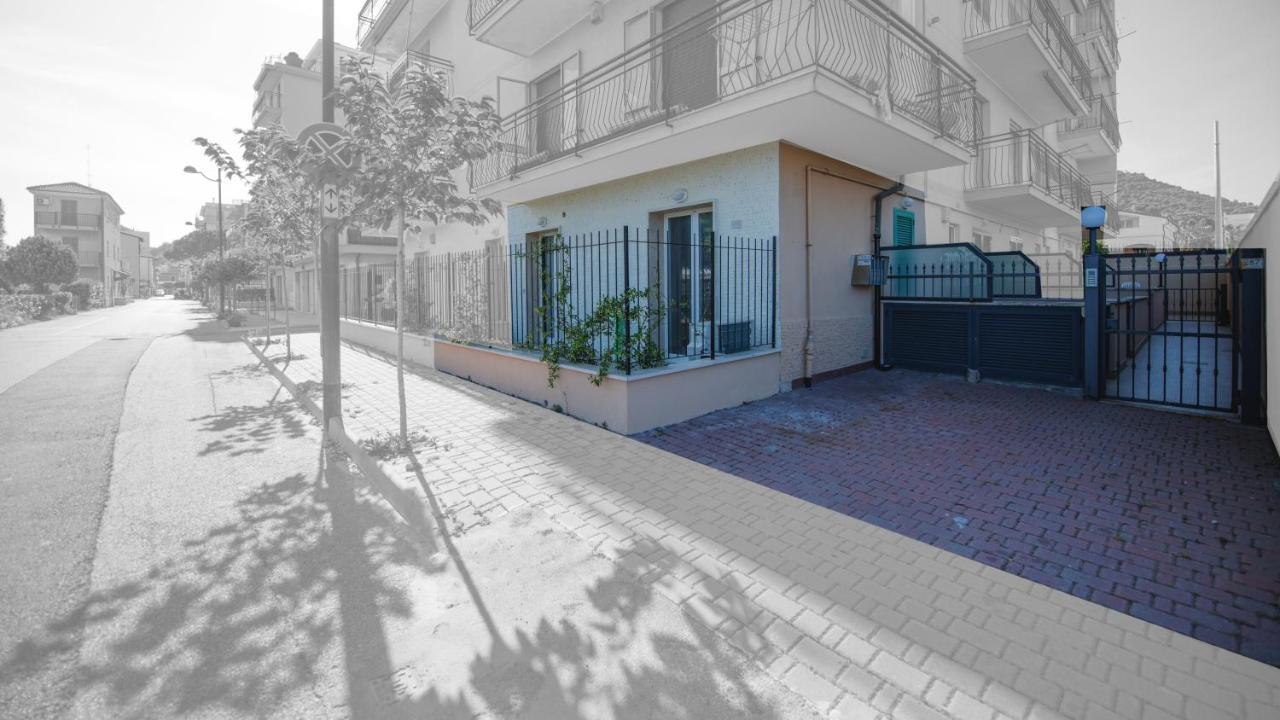 Babyaccommodation Family Comfort Ll Pietra Ligure Exteriér fotografie